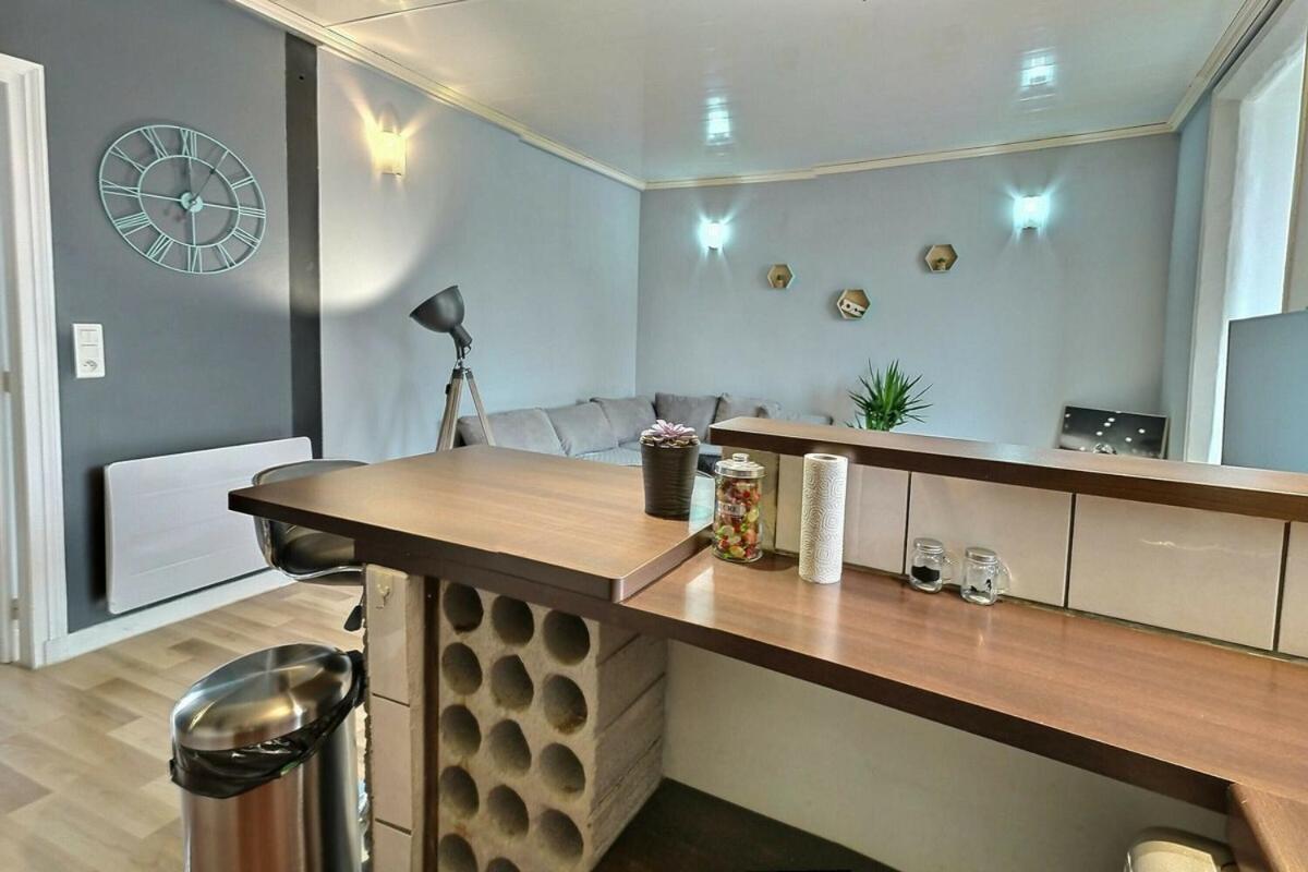 Danton | Spacieux | Wifi | Parking | Proche Centre Troyes Esterno foto